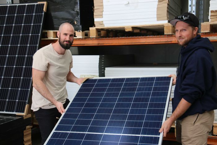 Victorian solar companies reeling after popular rebate scheme halted temporarily